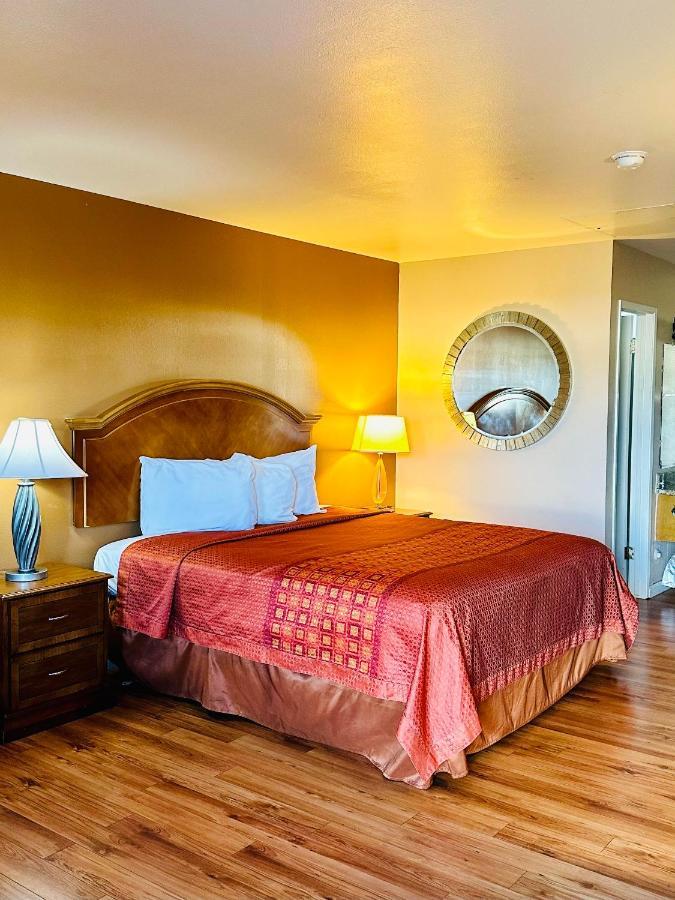 Franciscan Inn Motel Vista Ngoại thất bức ảnh