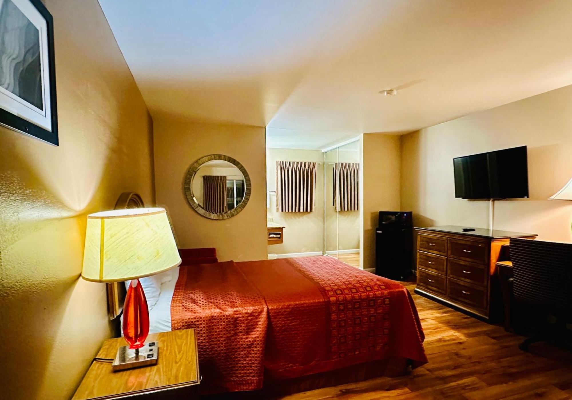 Franciscan Inn Motel Vista Ngoại thất bức ảnh