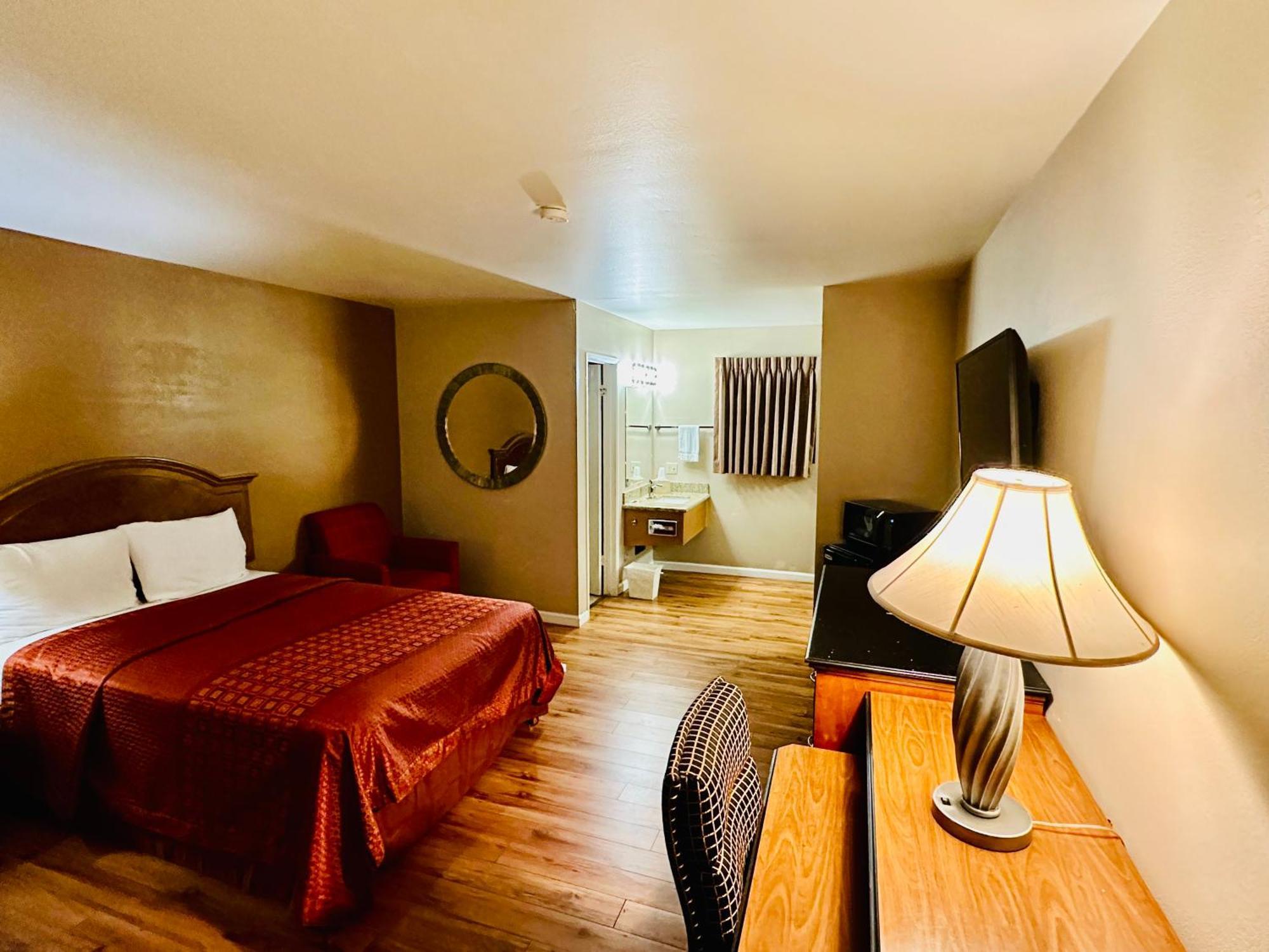 Franciscan Inn Motel Vista Ngoại thất bức ảnh