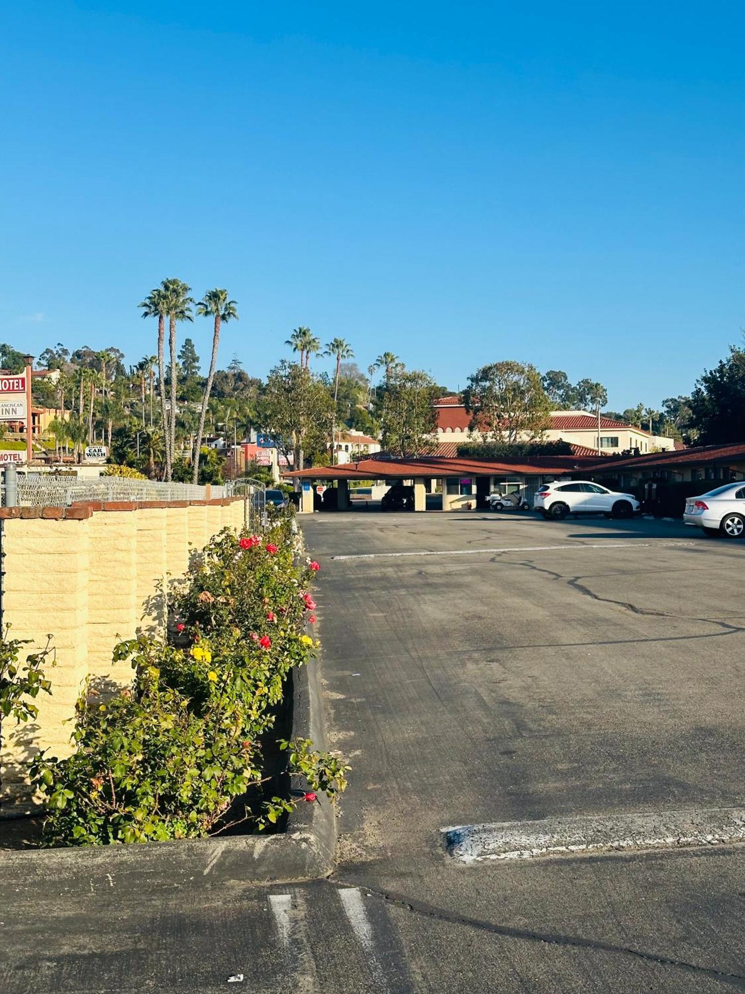 Franciscan Inn Motel Vista Ngoại thất bức ảnh